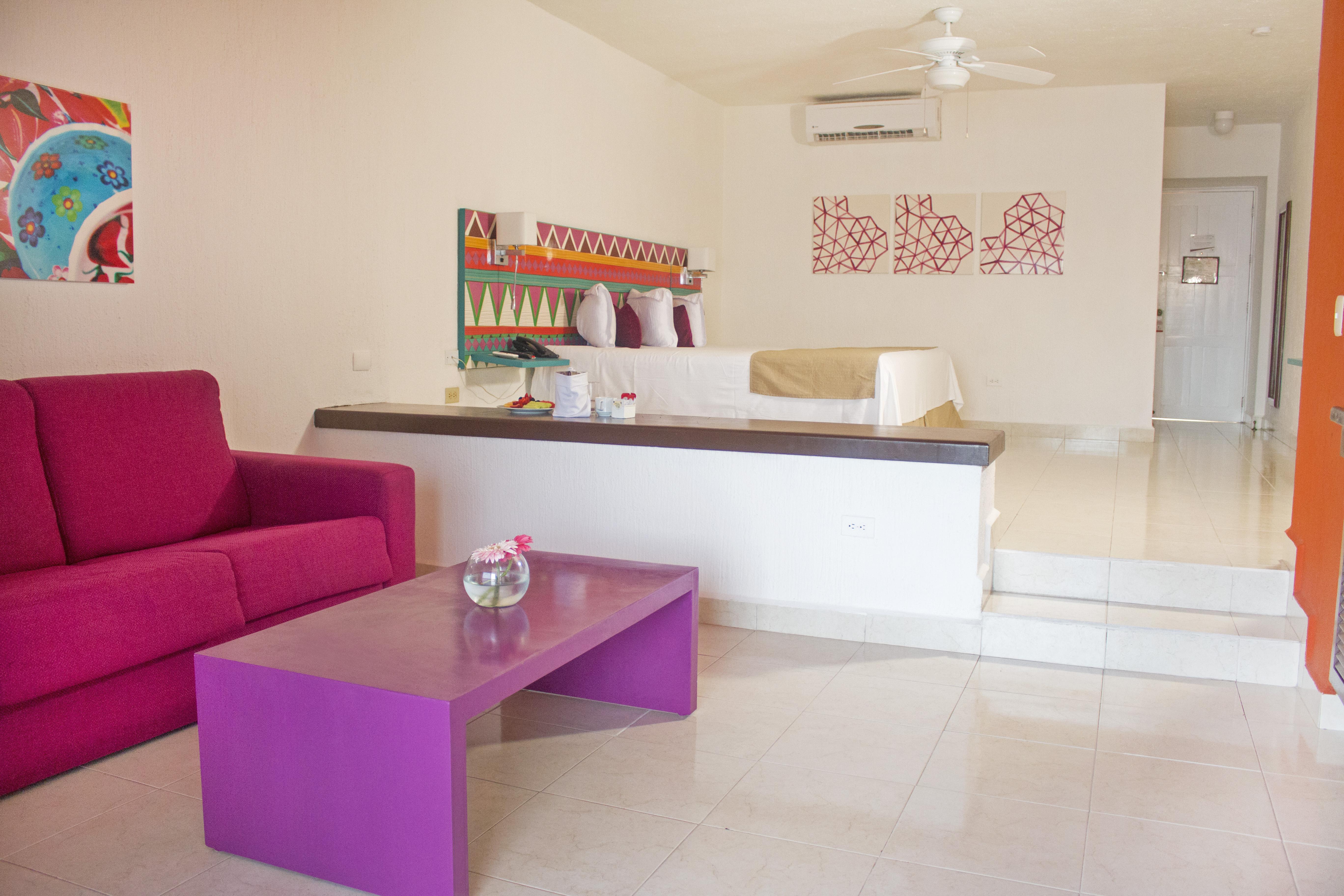 Ritmo & Water Park Resort Cancún